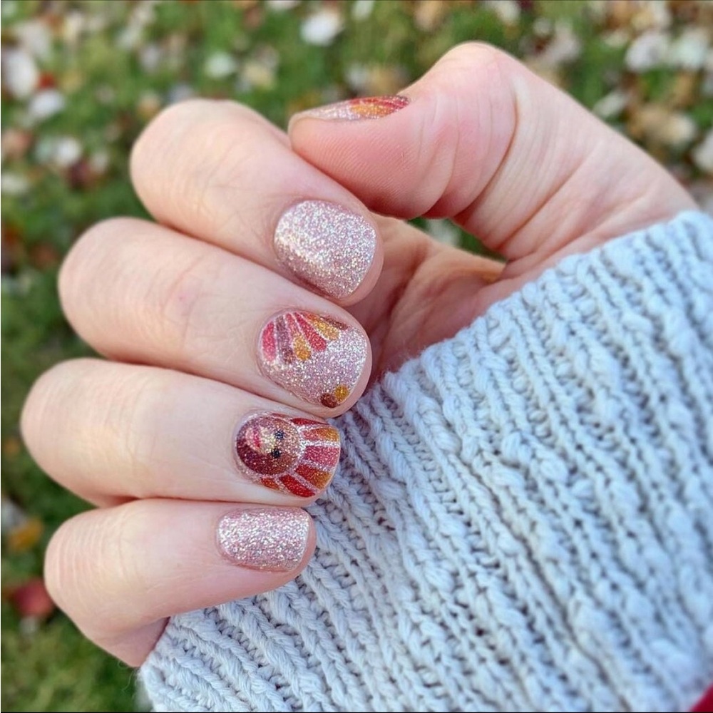 *Retired* Color Street: Talk Turkey | Thanksgiving Gold Metallic Feather Sparkle - Picture 5 of 11